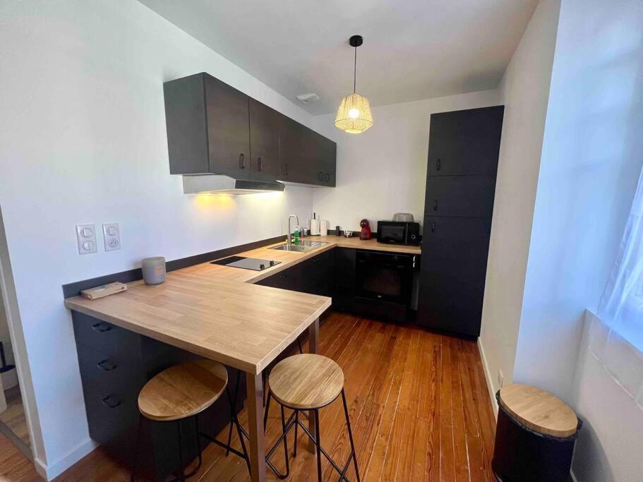 Appartement Climatise 4 Personnes / Centre-Ville Besançon Buitenkant foto